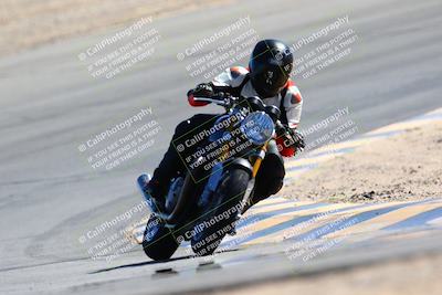 media/Mar-12-2022-SoCal Trackdays (Sat) [[152081554b]]/Turn 10 (130pm)/